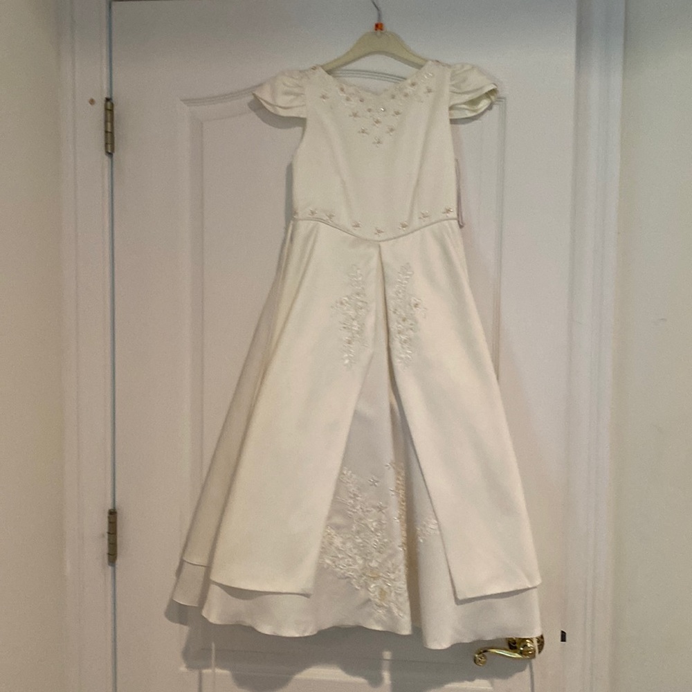 Stunning white dress